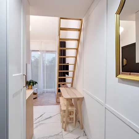 Nadolnik Apartment With Mezzanine Poznan Exterior photo